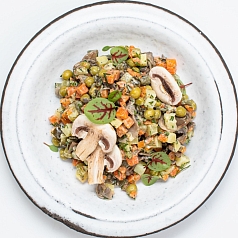 Салат Оливье грибной 